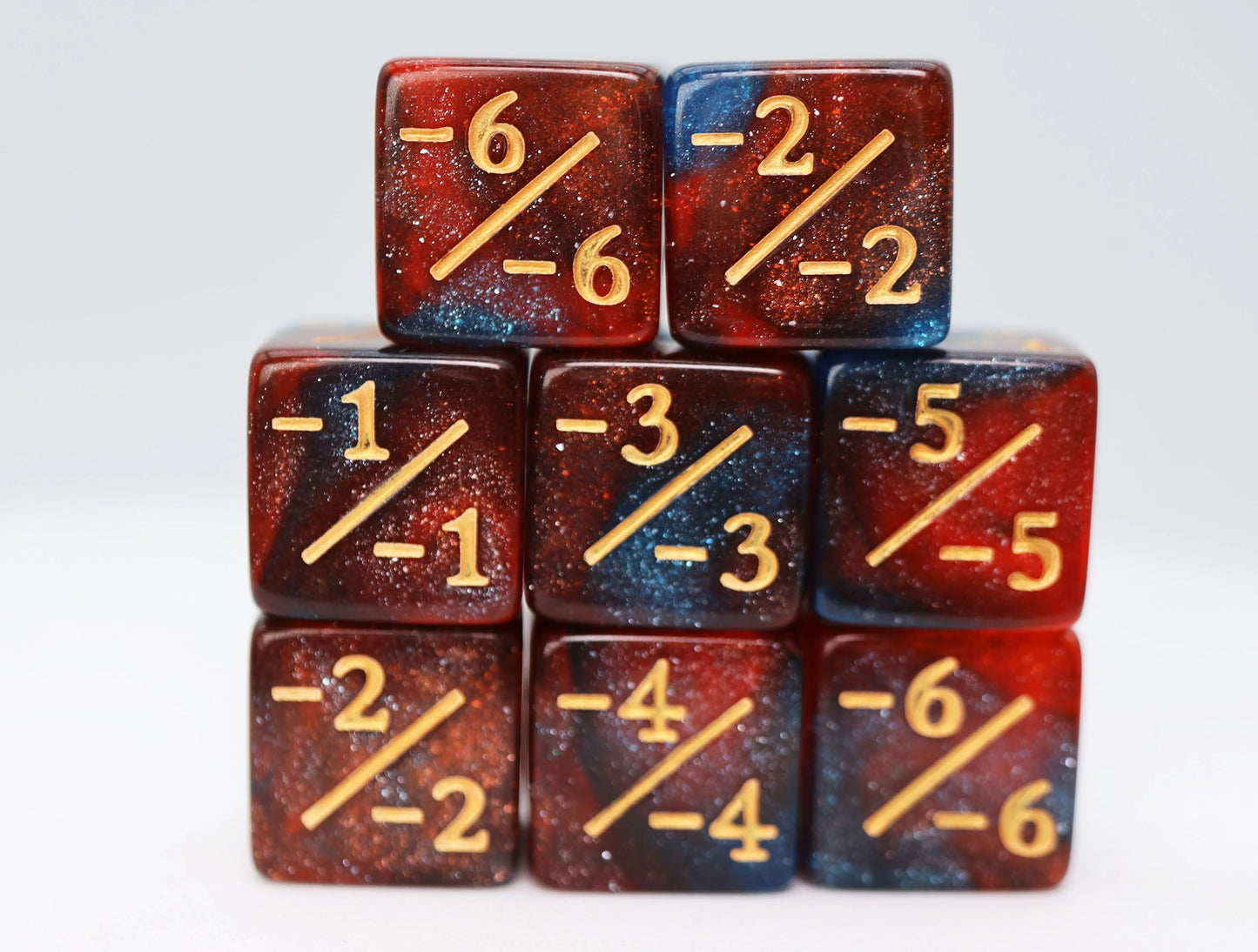 -1/-1 RED & BLUE GLITTER COUNTERS FOR MAGIC (8)
